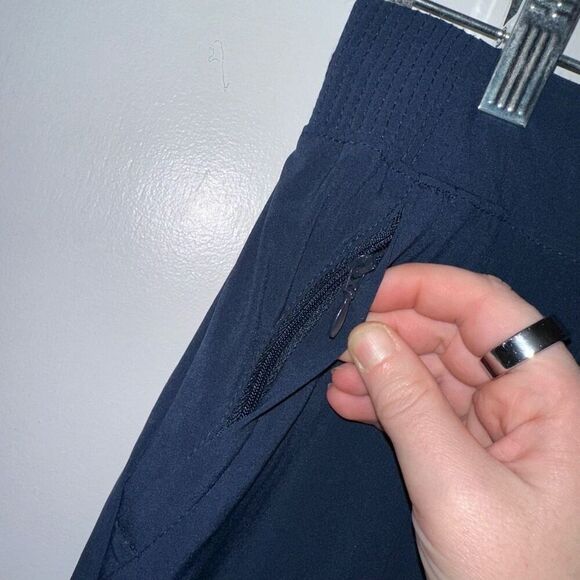 Columbia PFG Women’s Navy Blue Hiking Pants Small Petite EUC - Picture 4 of 14